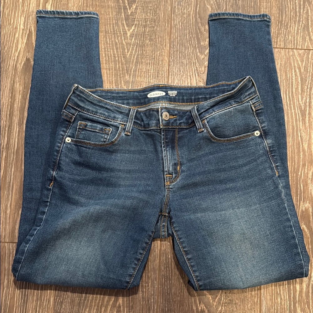 Old Navy Rockstar Super Skinny Jeans